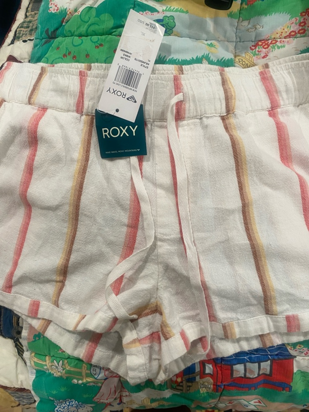 🆕 Women’s Roxy new impossible love dye-yarn linen stripped beachy shorts.NWT